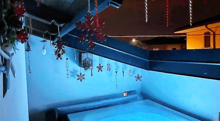 Holiday apartment with patio & pool — photo 5