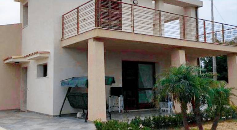 Villa with 3 rooms for 8 persons in Sciacca