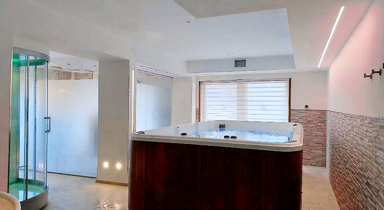 Child-friendly charming serviced apartment with private pool, terrace & sauna | Close to the beach | Pets allowed — photo 2