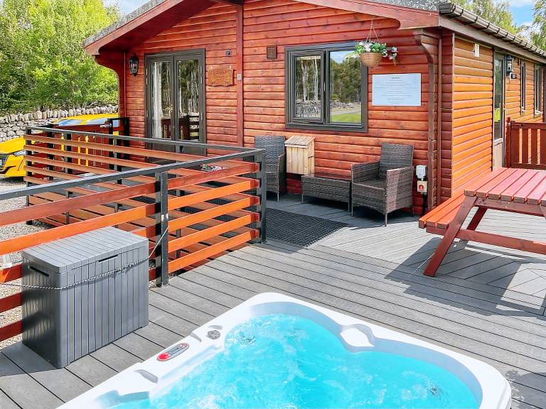 Cottage  Newtonmore