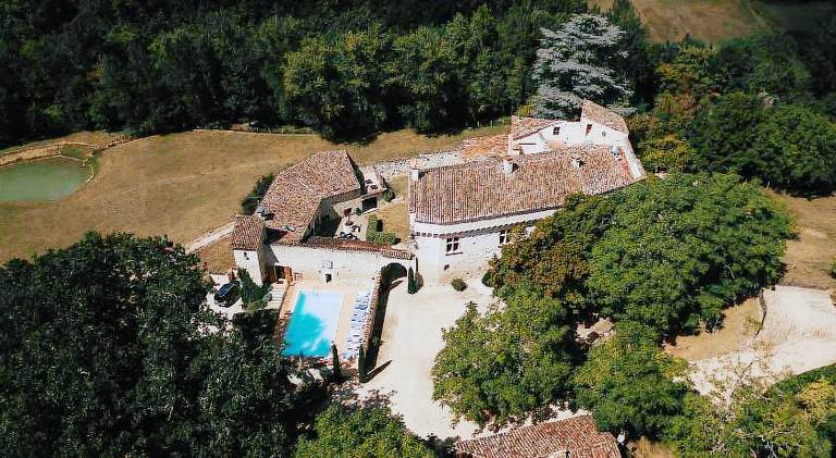 Charming house with patio, pool & garden | Pet-friendly in Agen