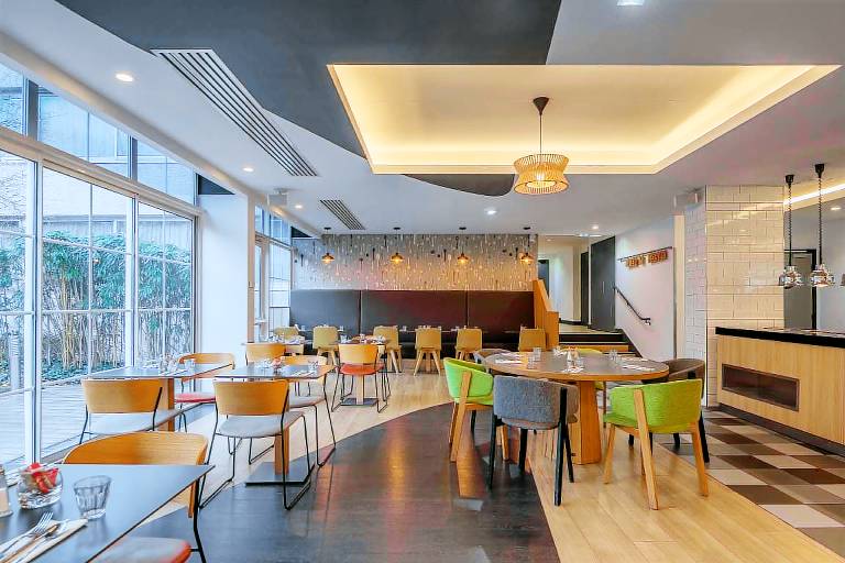 DoubleTree by Hilton Paris Bougival in Rueil-Malmaison