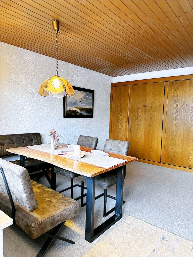 Holiday apartment with sauna, pool & patio in See