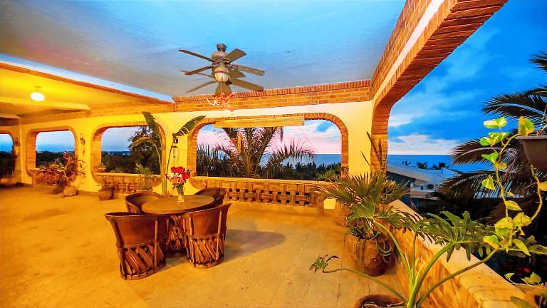 House  Higuera Blanca