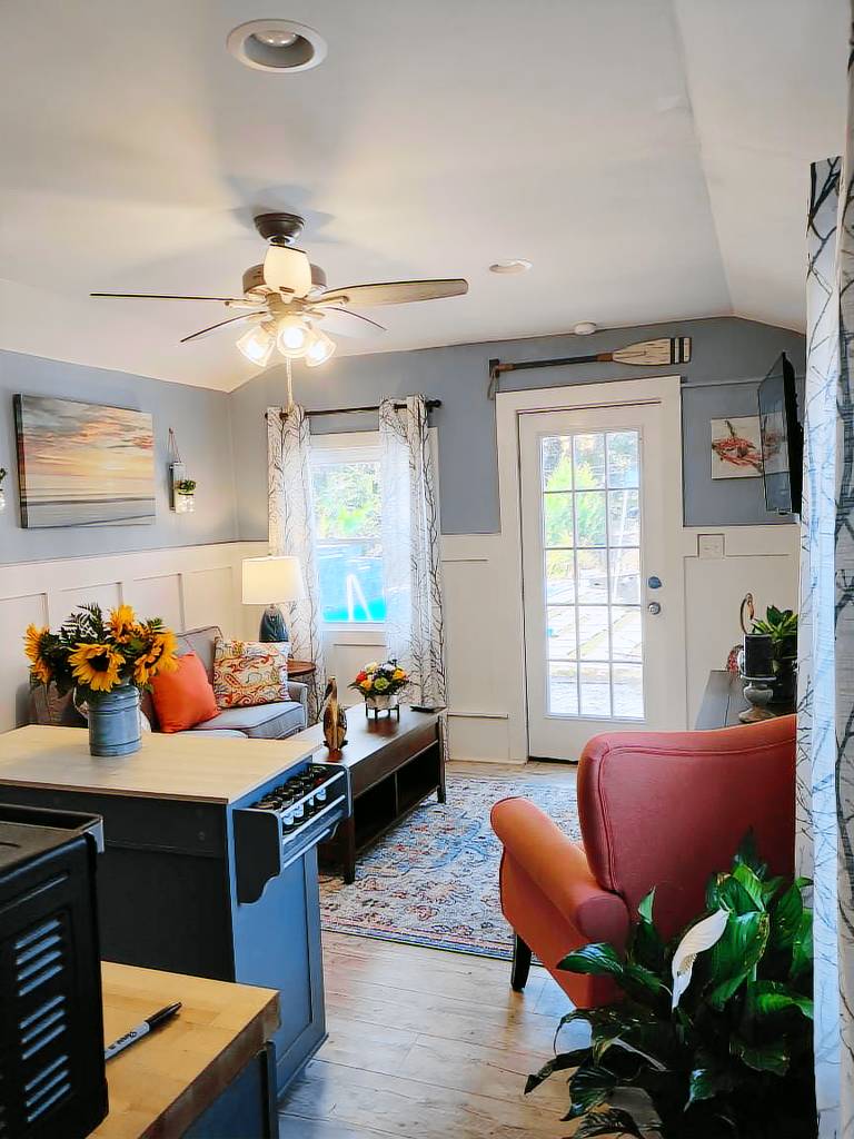 Cabin Porters Neck