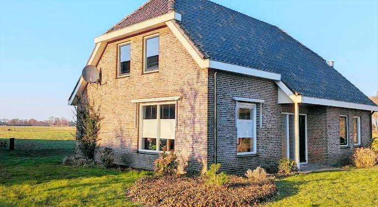 195 m&sup2; Ferienhaus