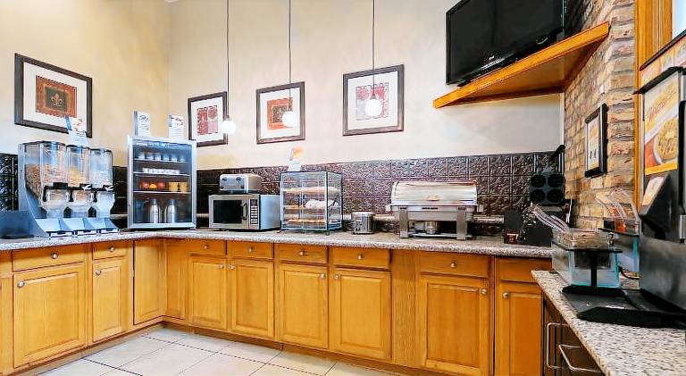 SureStay Plus by Best Western Covington — photo 4
