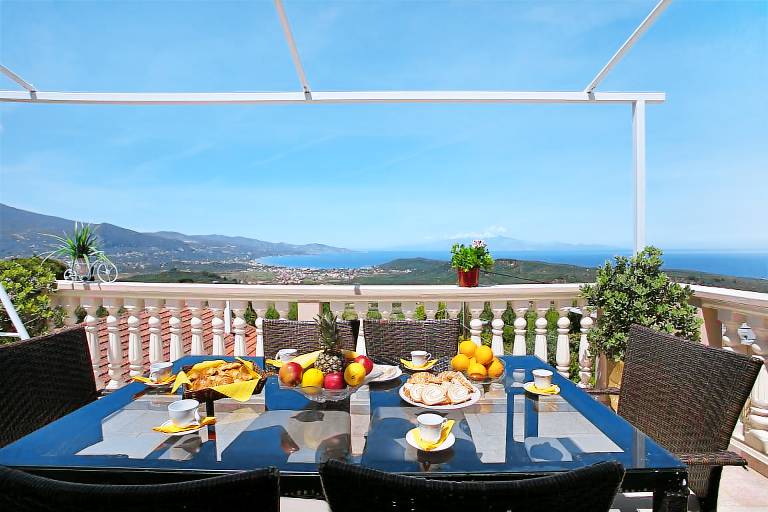Villa Ano Gerakari
