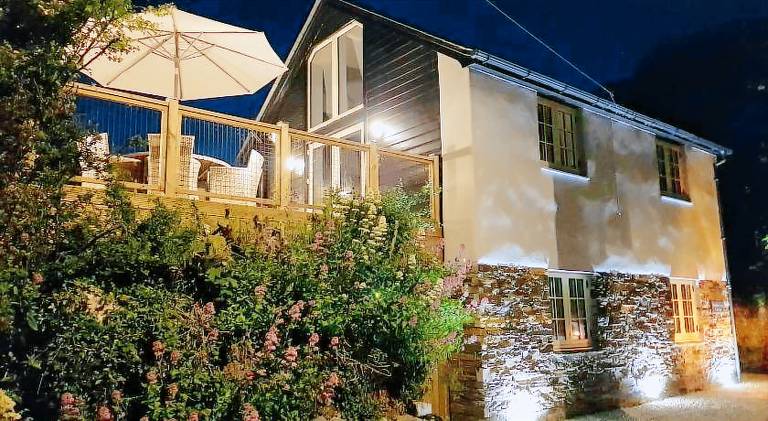 Holiday apartment with 2 rooms for 6 persons in Tintagel