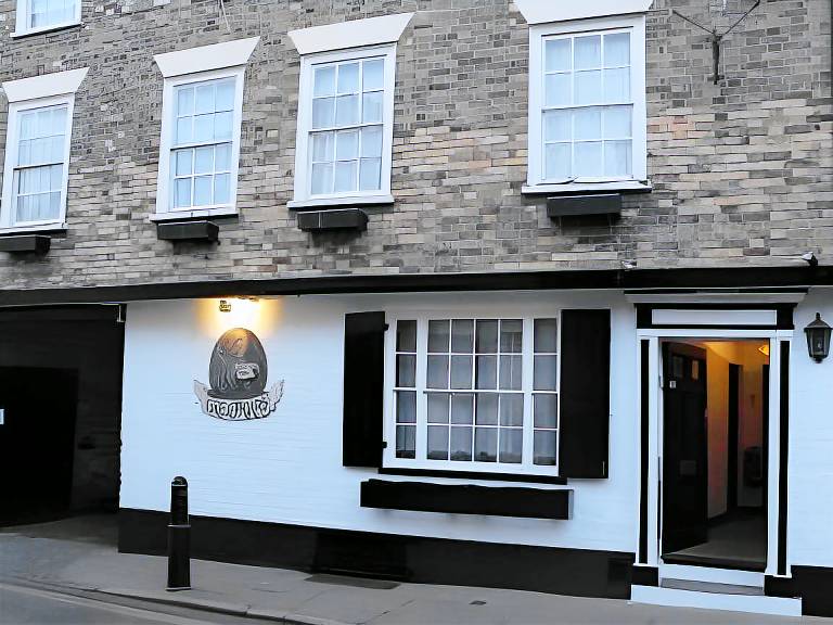 Bed and breakfast  Canterbury