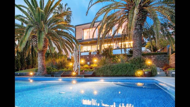 Ferienhaus in Caniço, Garajau f&uuml;r max. 10 Personen am Atlantik