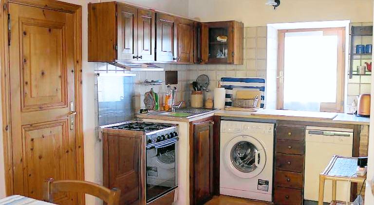 Holiday apartment with 2 rooms for 5 persons — photo 3