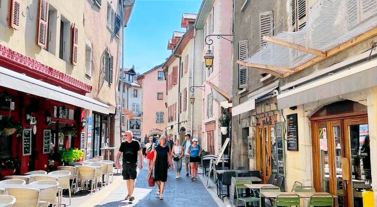 ANNECY 2 Fg Sainte Claire vieille ville 4pers 3 etoiles proche lac et gare — photo 4