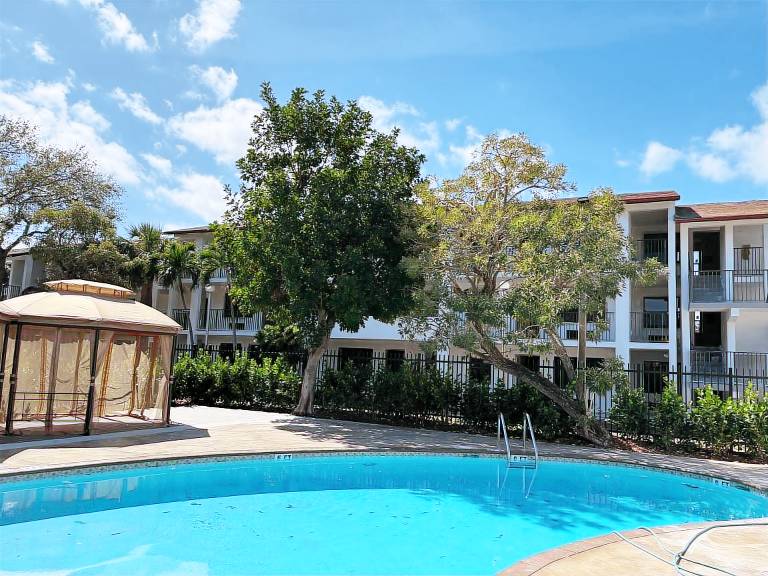 Nova Inn Resort in Boynton Beach, FL