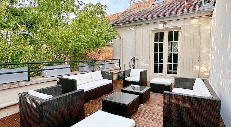 Maison de charme Centre-Ville - WIFI Netflix - Terrasse - 2 cours exterieures — photo 4