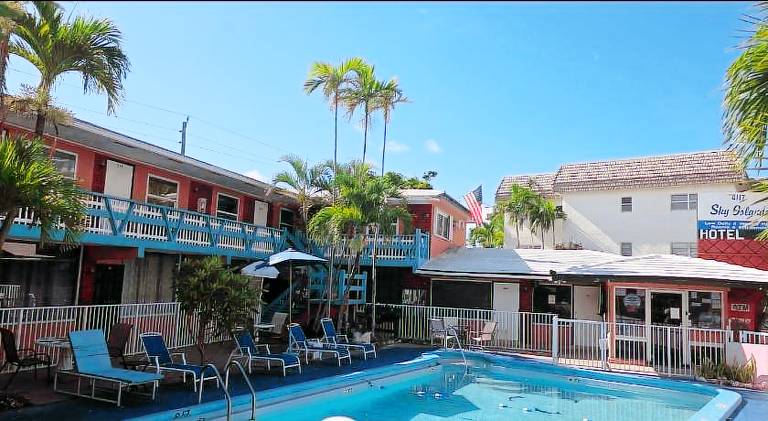Sky Islands Beach in Lauderdale-by-the-Sea, FL