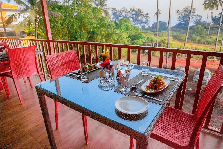 Mariners Bay Beach Resort — photo 3