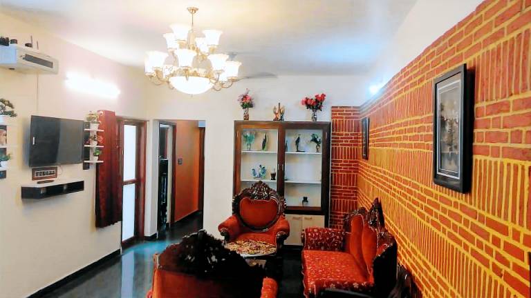 House with 1 room for 6 persons in Puducherry