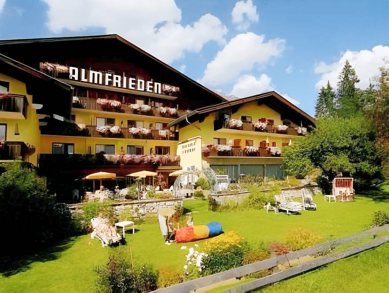 Almfrieden Hotel & Romantikchalet in Ramsau am Dachstein