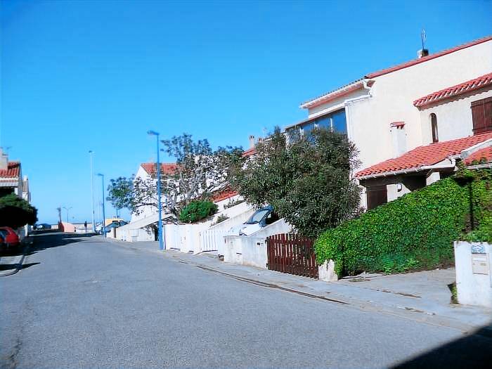 House with barbeque & garden | Beach view — photo 3