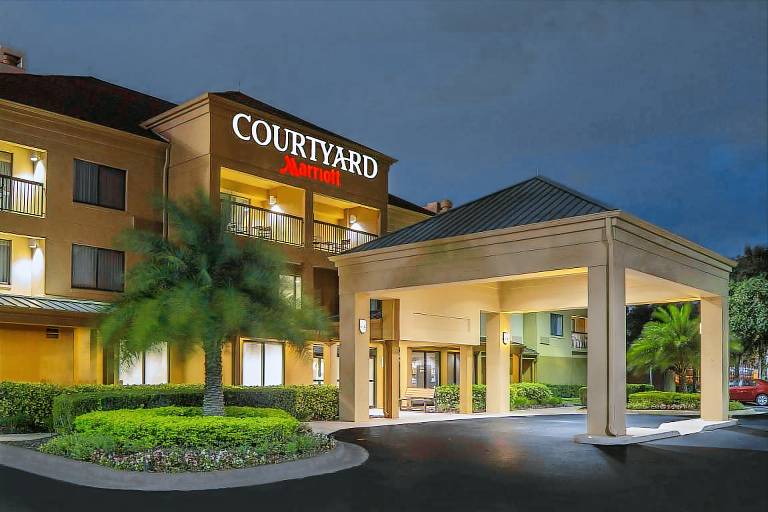 Courtyard Daytona Beach Speedway Airport