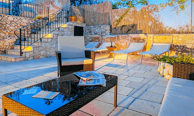 Family-oriented nice villa with barbeque, garden & private pool | Nature view | Dogs allowed — photo 3