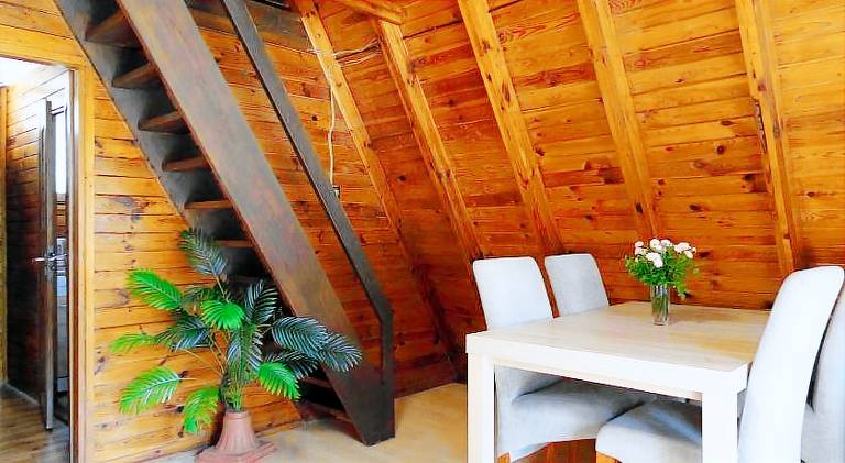 Pleasant lodge with patio & barbeque | Pets are welcome — photo 4