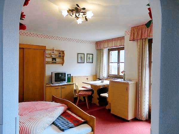 Ferienwohnung mit Hund in Fulpmes, Mieders f&uuml;r max. 2 Personen