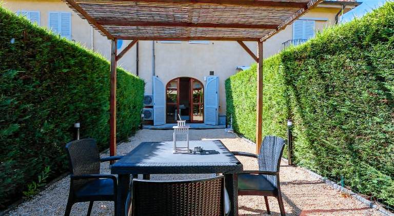 Apartment with 1 room for 4 persons — photo 4