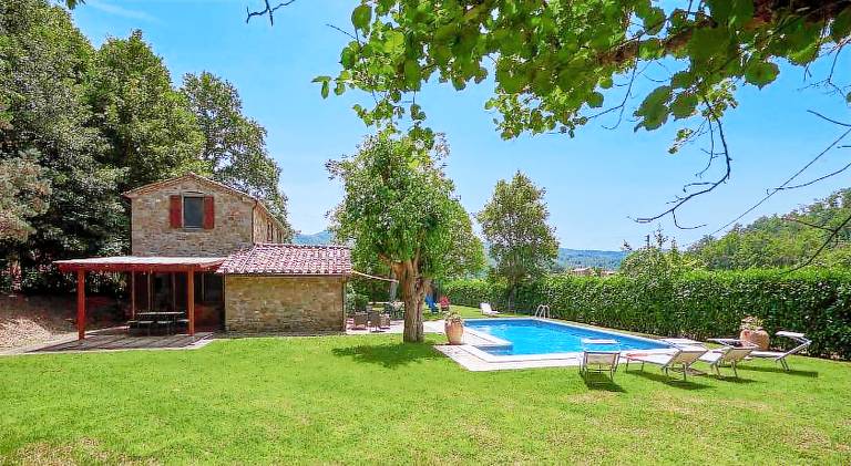 Fully equipped villa with terrace, grill & yard | Dogs allowed — photo 4