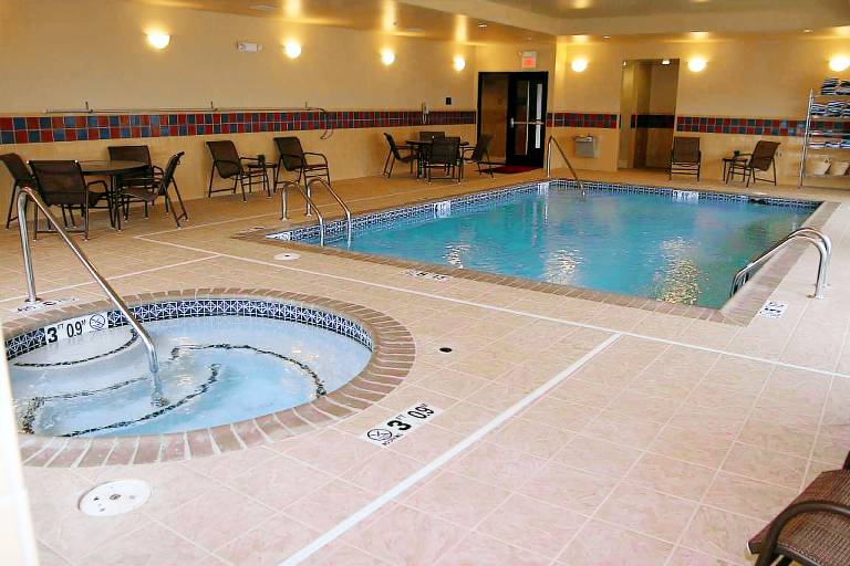 Hampton Inn Mountain Home — photo 3