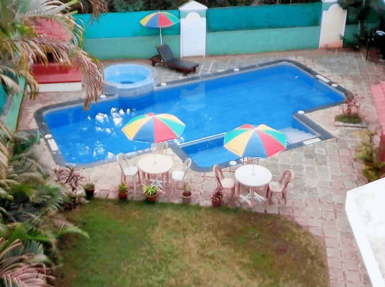 Villa  Sernabatim