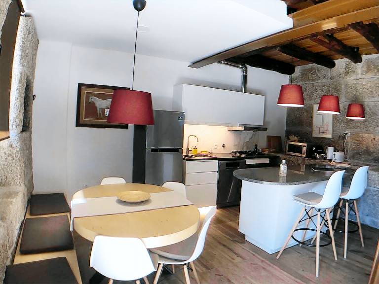 Rural house with pool and air conditioning in Bustelo, sleeps 6 — photo 3