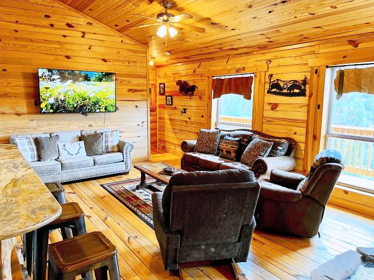 Child-friendly ample cabin with barbeque & hot tub | Lake view | Pets are welcome — photo 4