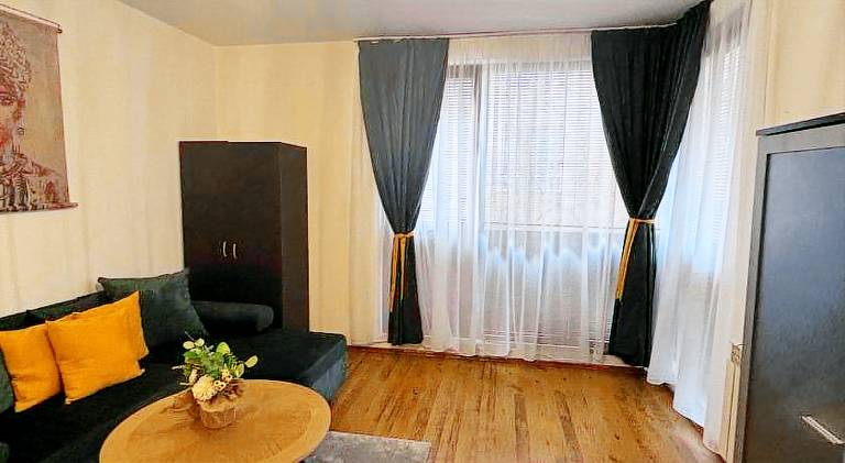 Apartment with terrace — photo 2