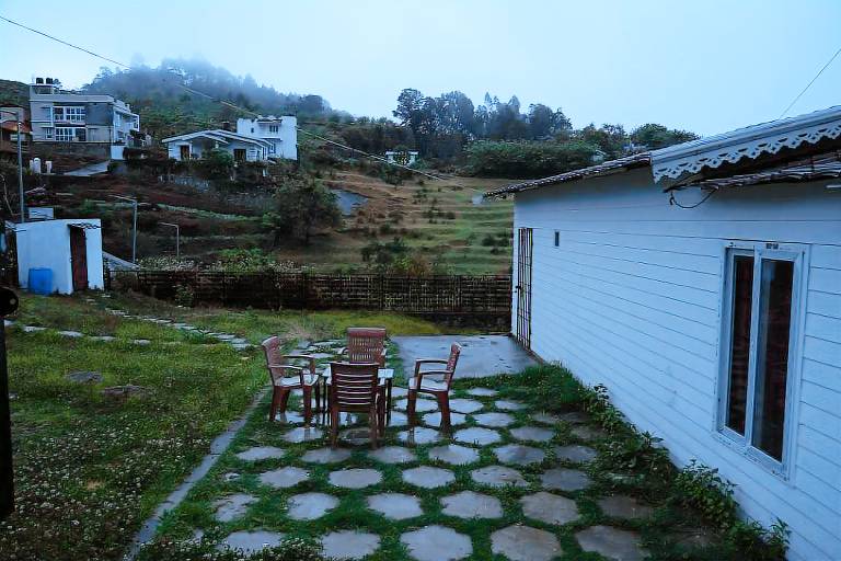 Vacation home with yard | Good for workation — photo 3