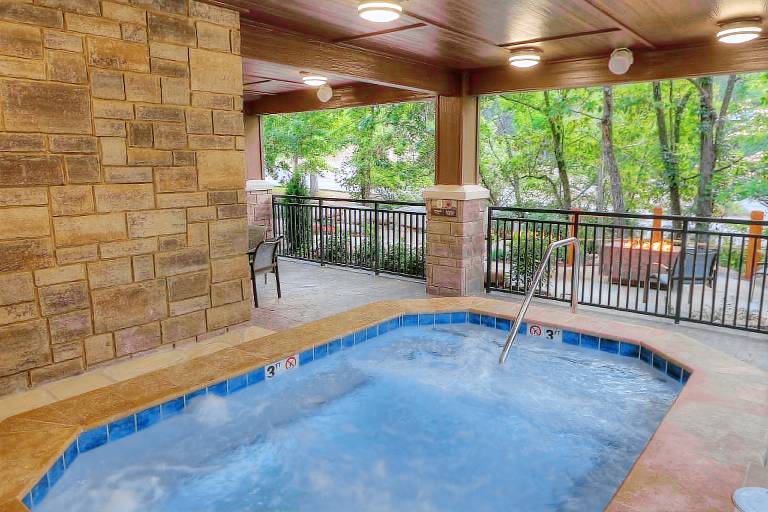 Hampton Inn Gatlinburg Historic Nature Trail — photo 4