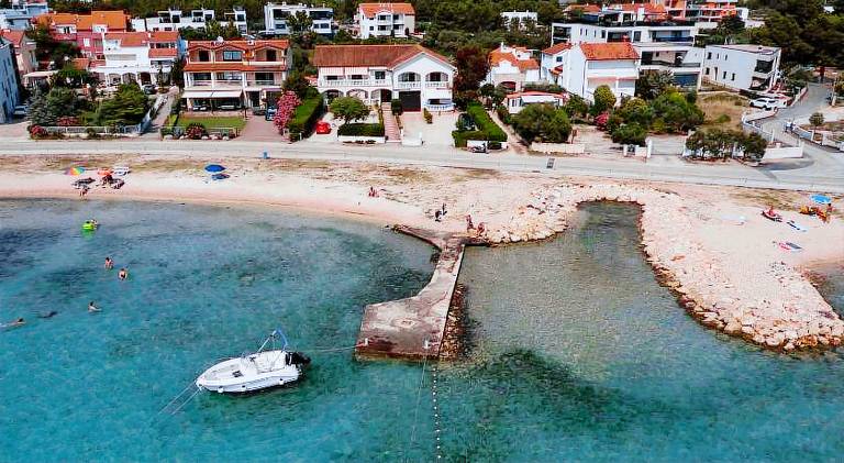 Apartment with terrace in Vodice