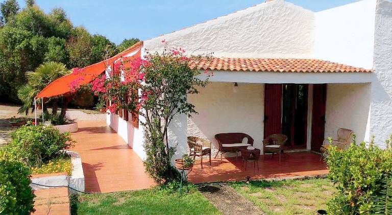 House with 2 rooms for 4 persons — photo 4