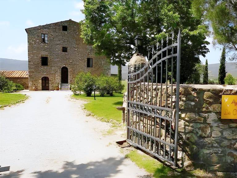 Farm with garden, pool & terrace | Pets are welcome in Massa Marittima