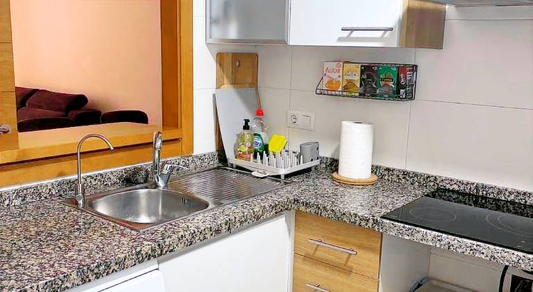 Rental apartment with 2 rooms for 4 persons — photo 4