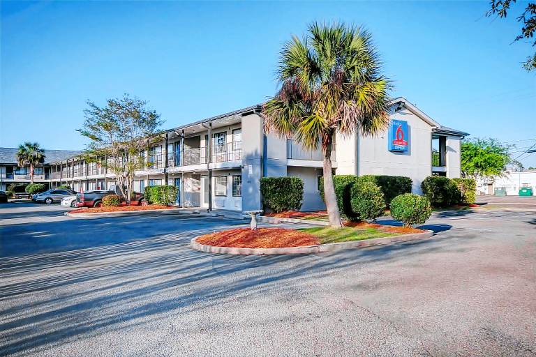 Studio 6 Extended Stay - Ocean Springs, MS — photo 5
