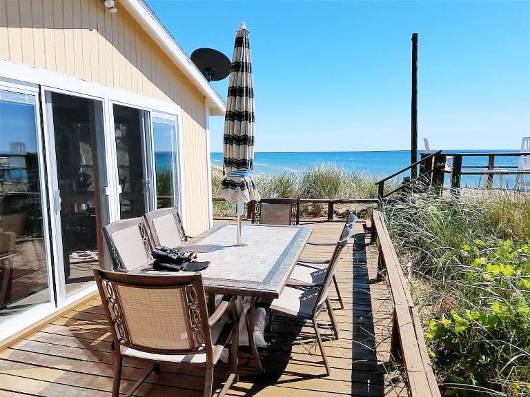 Cabin  Montague