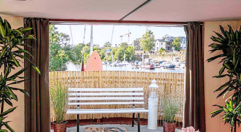 Boat with terrace & barbecue — photo 4