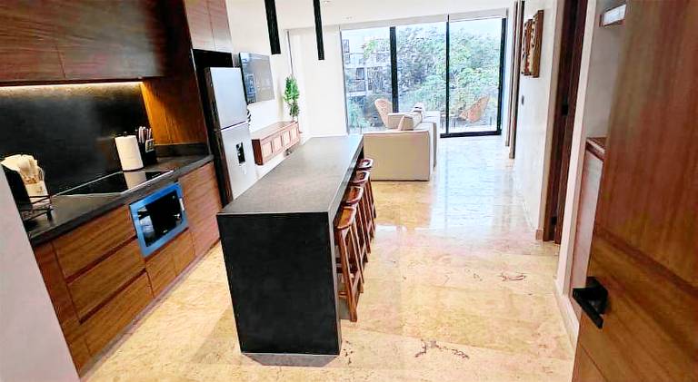 Rental apartment with terrace, barbeque & private pool — photo 4