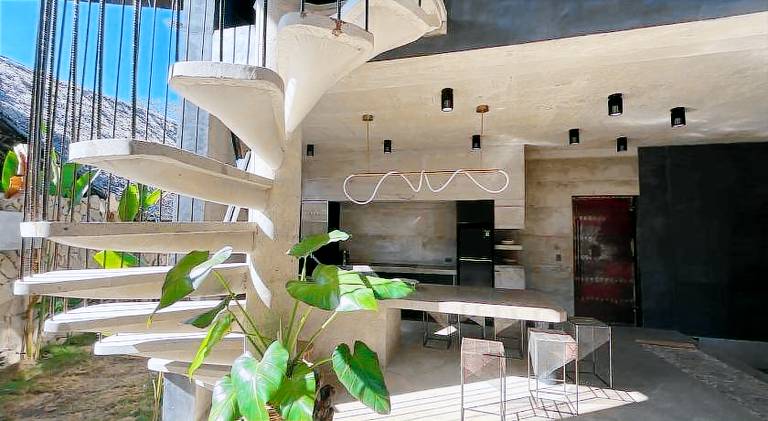 Villa with pool & patio | Good for workation — photo 4