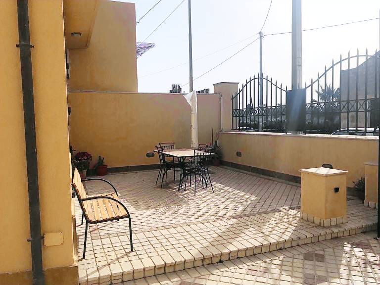 Lovely vacation home with BBQ & garden | Perfect for remote work | Dogs allowed in Marsala