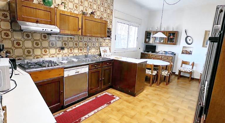 House with 2 rooms for 4 persons — photo 3