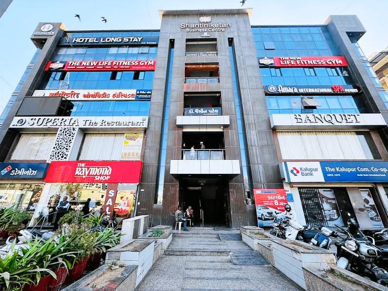 HOTEL LONGSTAY in Ahmedabad