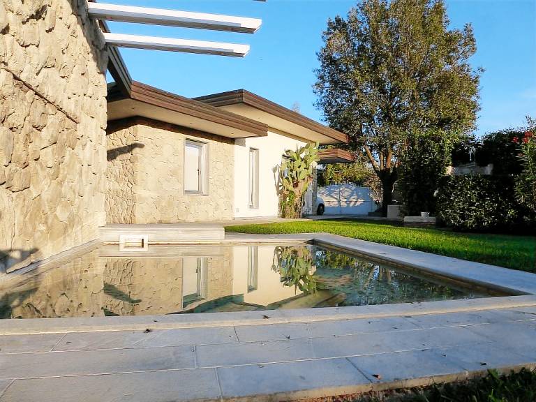 Ferienhaus in Capezzano Pianore, Lido di Camaiore f&uuml;r max. 4 Personen